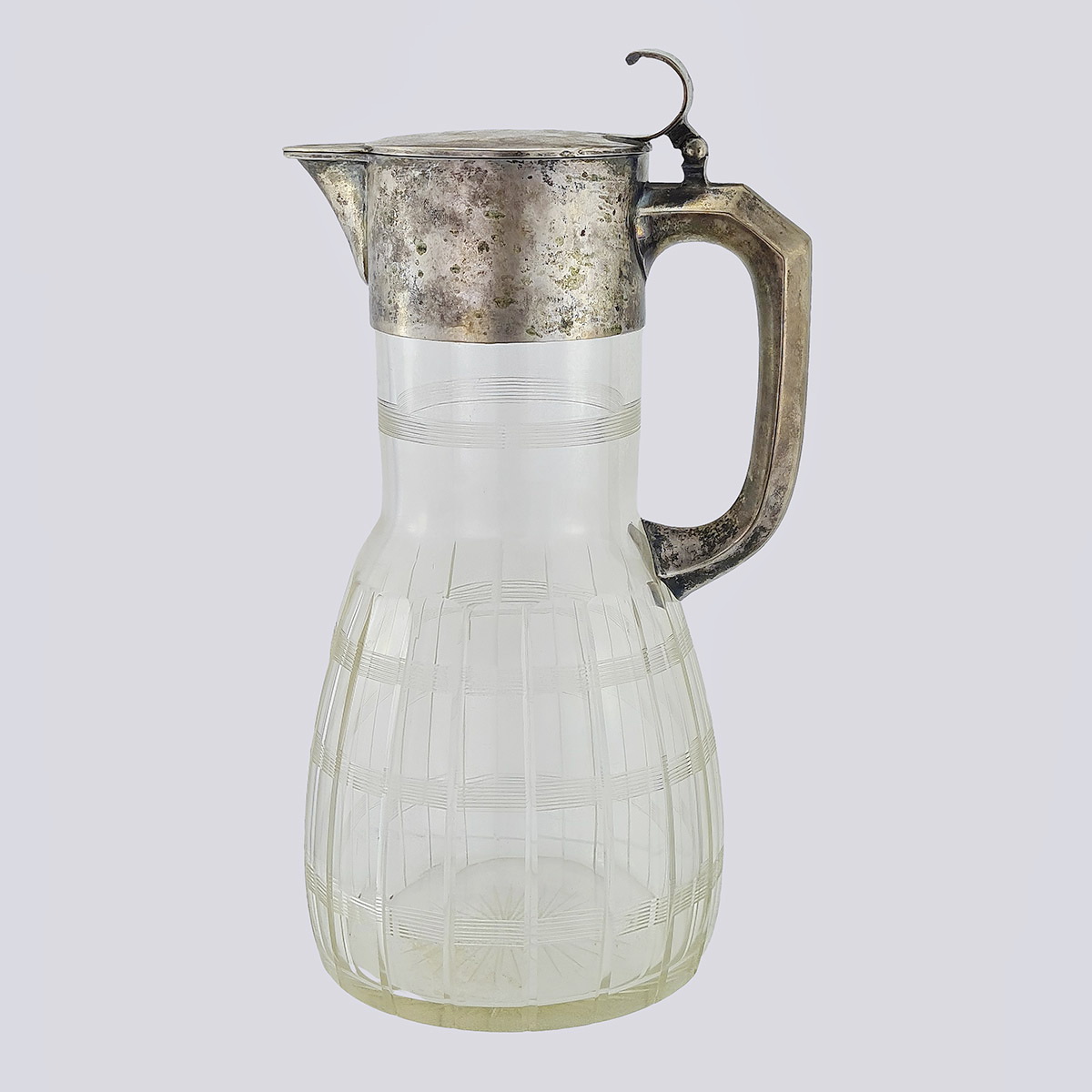 Стеклянный графин с серебром 800 пробы